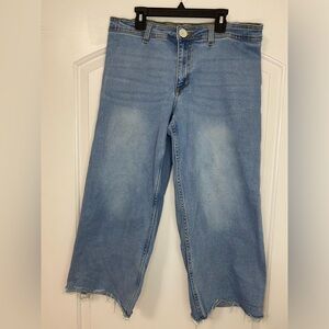 Women’s Wide Leg Cropped Pants